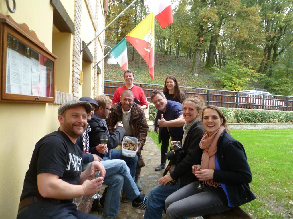 Corte Ca' Bosco Alojamento de Acomodação e Pequeno-almoço Castello di Serravalle